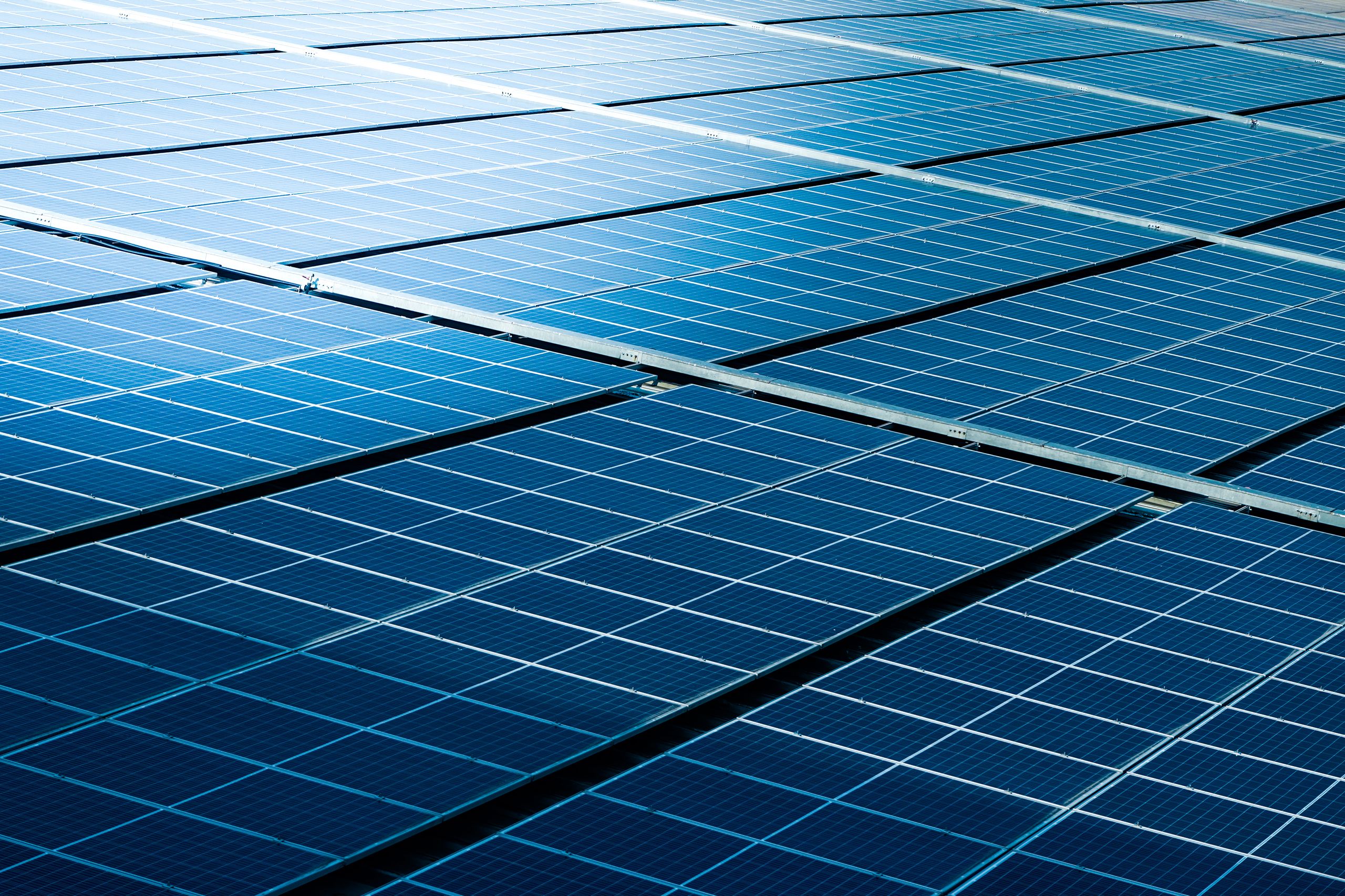 These Record-Breaking New Solar Panels Produce 60 Percent More Electricity  | WIRED